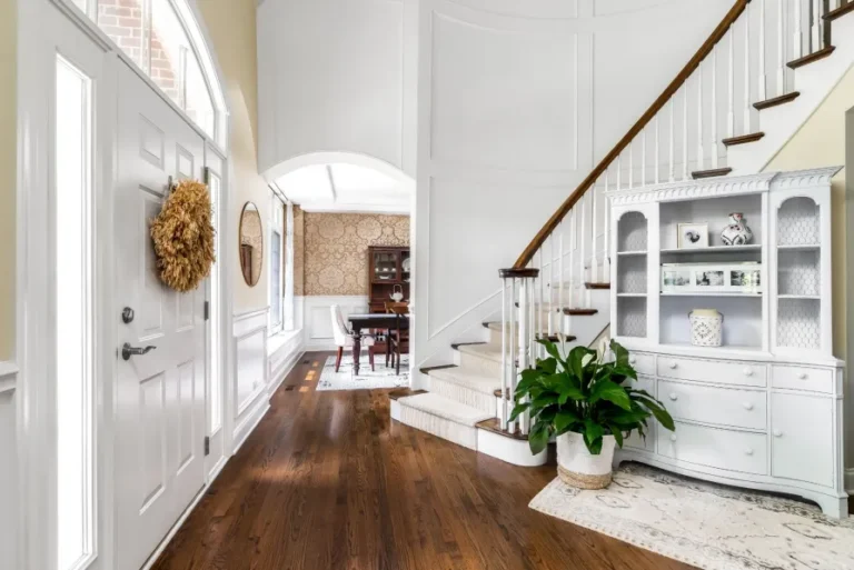 Engineering Excellence: Best Foyer Renovations United States