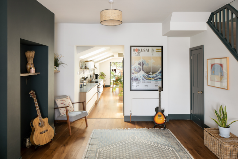 Smart Renovations: How to Plan Foyer Renovations on a Budget